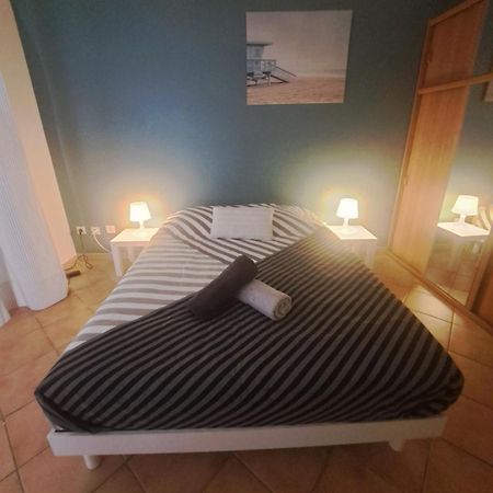 Ferienwohnung T2 Proche Du Port, Zone Pietonne Toulon Exterior foto